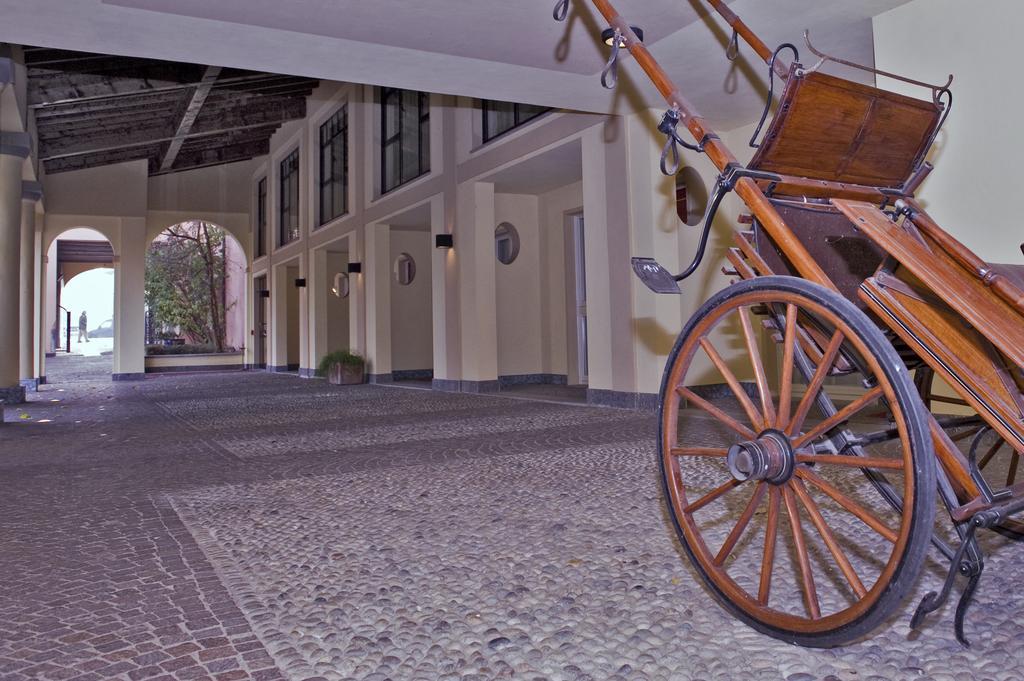 Hotel Ponte Di Rialto Крема Екстериор снимка