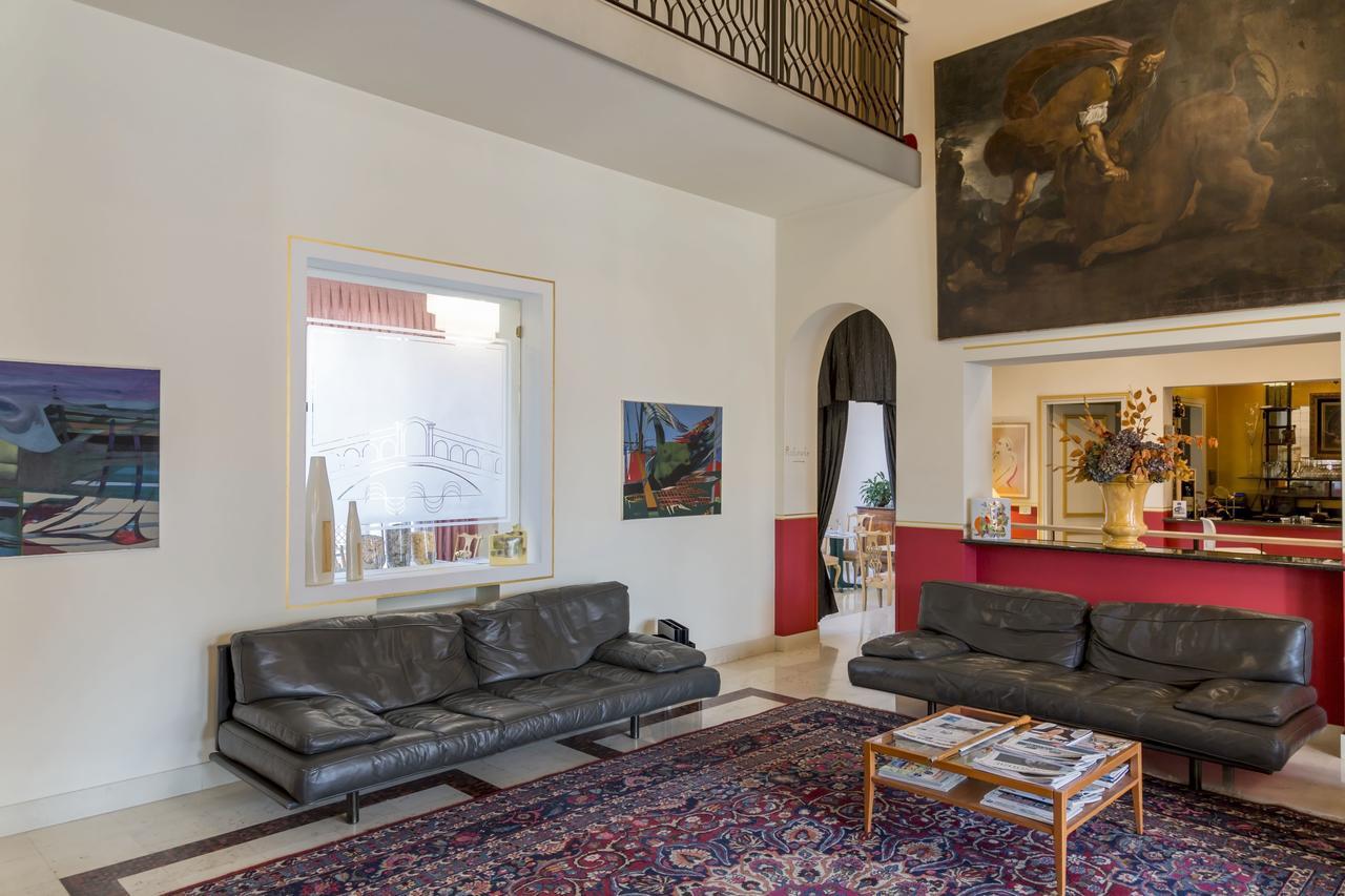 Hotel Ponte Di Rialto Крема Екстериор снимка
