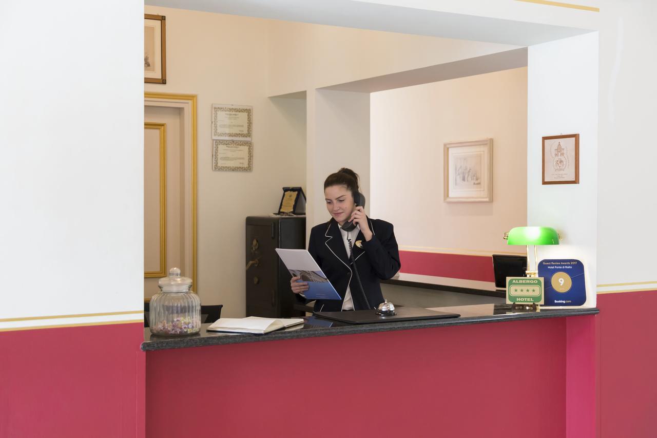 Hotel Ponte Di Rialto Крема Екстериор снимка