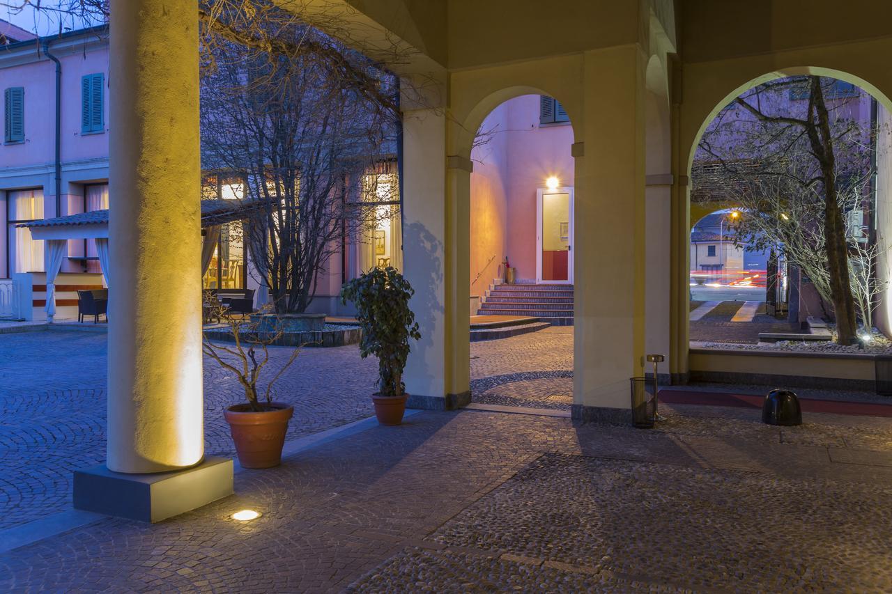 Hotel Ponte Di Rialto Крема Екстериор снимка
